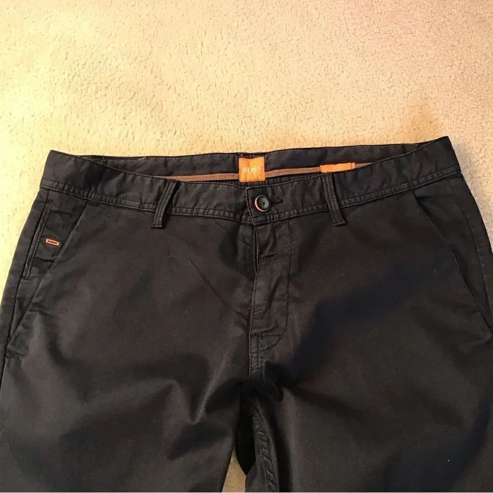 Hugo Boss khakis - Picture 4 of 5